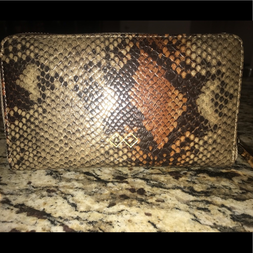 Animal Print Wristlet!